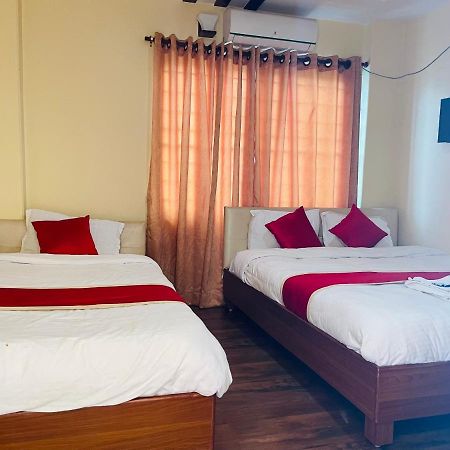 Hotel Dream Light Pokhara Dış mekan fotoğraf