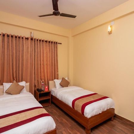 Hotel Dream Light Pokhara Dış mekan fotoğraf