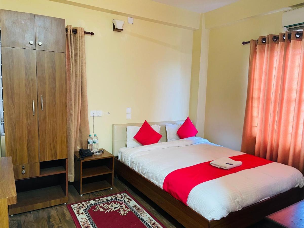 Hotel Dream Light Pokhara Dış mekan fotoğraf