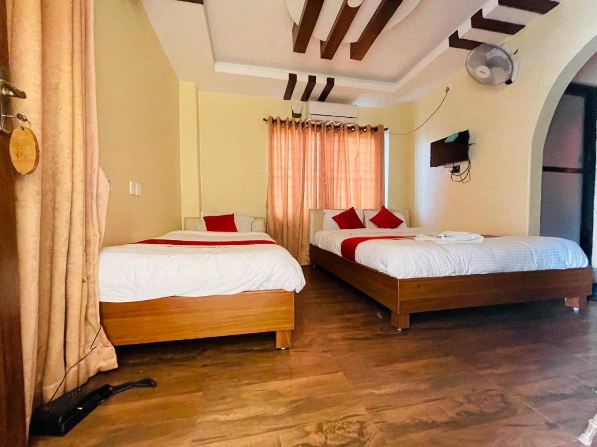 Hotel Dream Light Pokhara Dış mekan fotoğraf