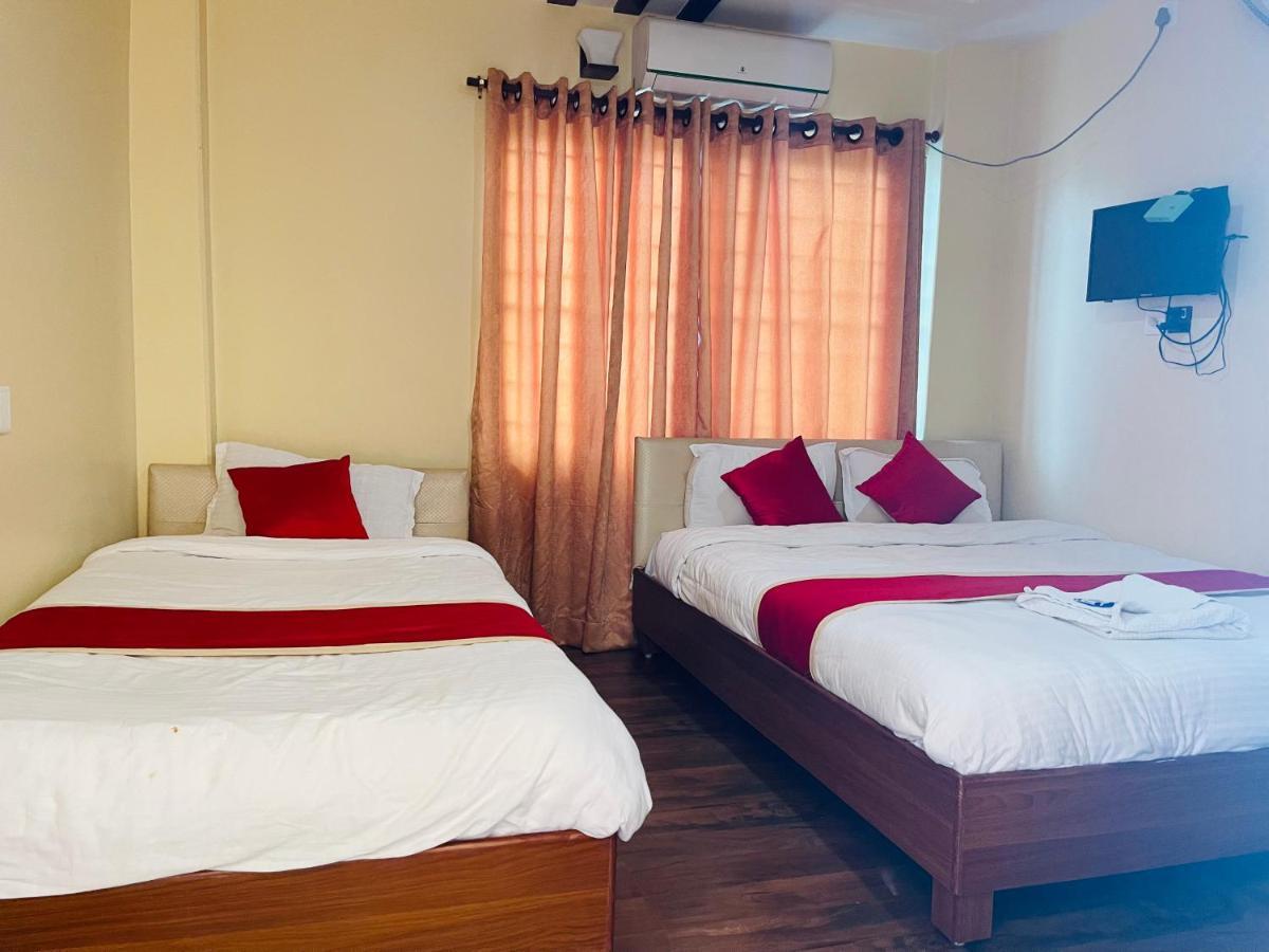 Hotel Dream Light Pokhara Dış mekan fotoğraf